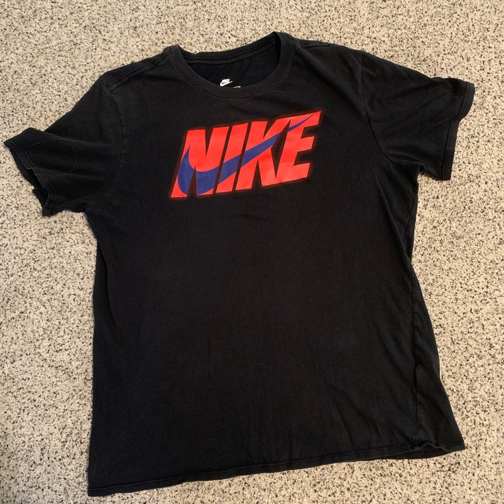 Nike Short Sleeve Tee